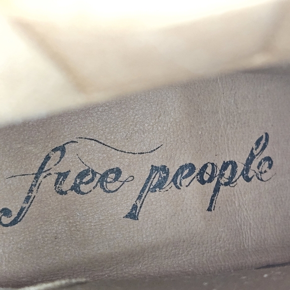 NWOT!!! Free People Tabby Bootie Color Tuscan Tan Cognac Size EU 39.5/ US 9-9.5 - Picture 5 of 6